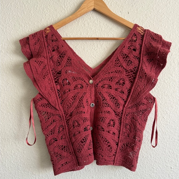 White House Black Market Lace Ruffle Sleeve Blouse - size M - Picture 7 of 7